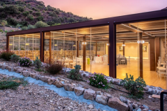 bioclimatica con vetrate ed illuminazione